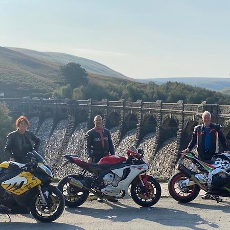 Bed and Breakfast Bryn Derwen Rhayader Esterno foto