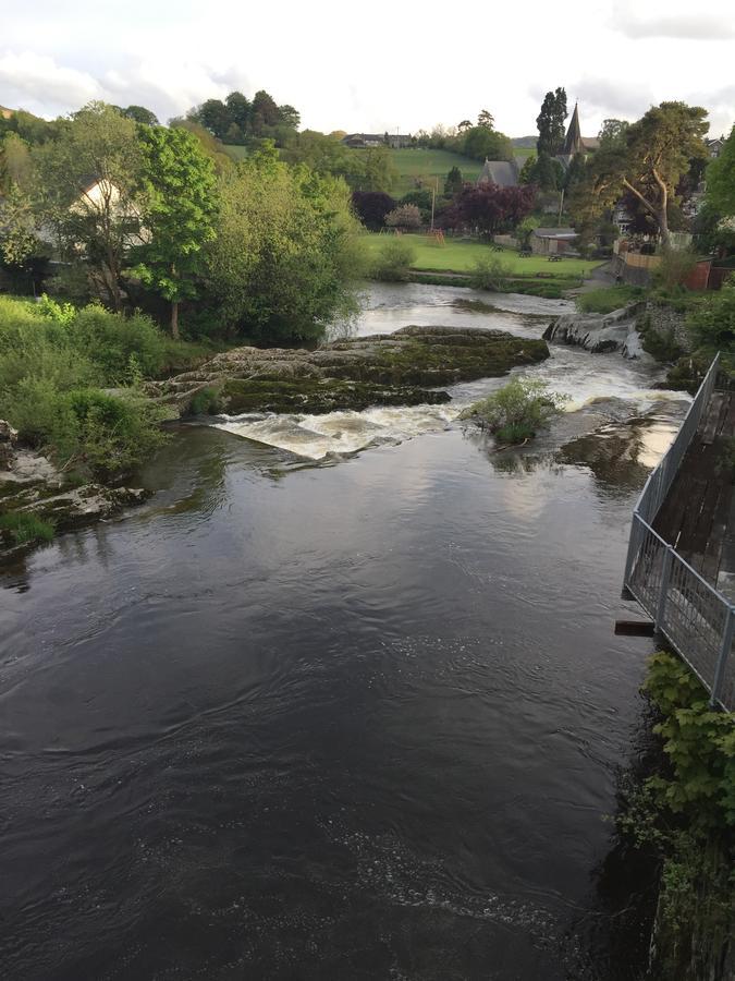 Bed and Breakfast Bryn Derwen Rhayader Esterno foto